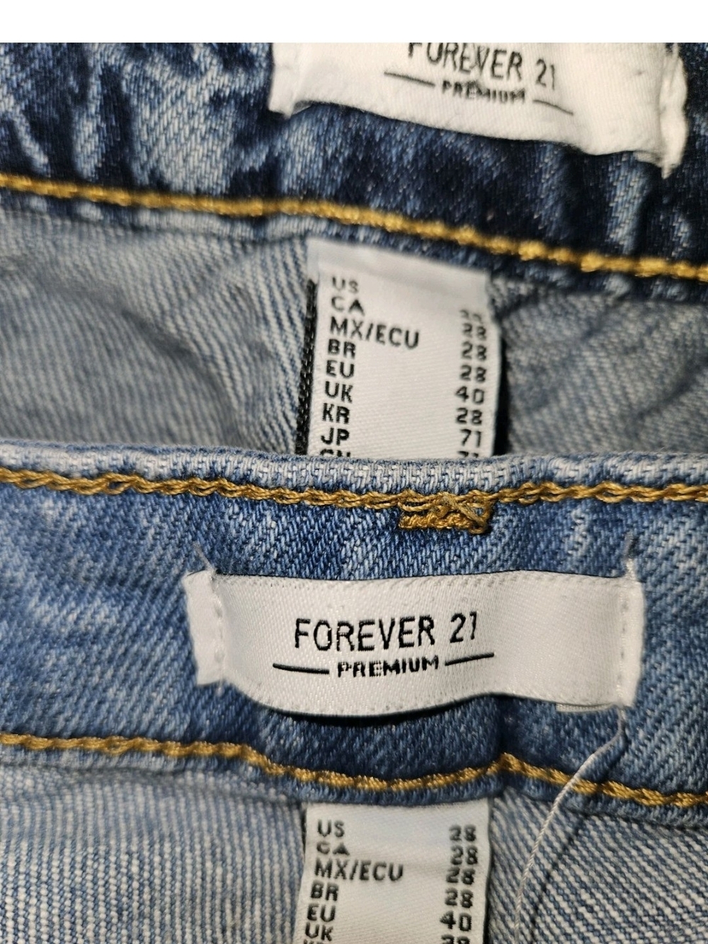 2 Pc Forever 21 Denim Lot. Size 28 - Picture 3 of 3